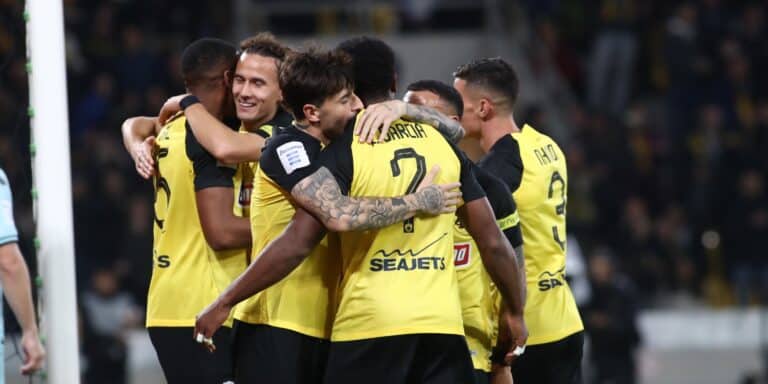 Super League: Η ΑΕΚ «διέλυσε» τον Άρη (4-0) στην OPAP Arena! (βίντεο)