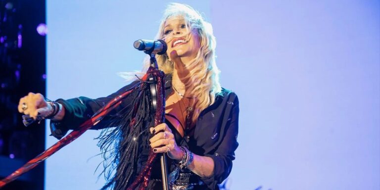 Η Άννα Βίσση ποζάρει με μπικίνι στις Φιλιππίνες (εικόνα)