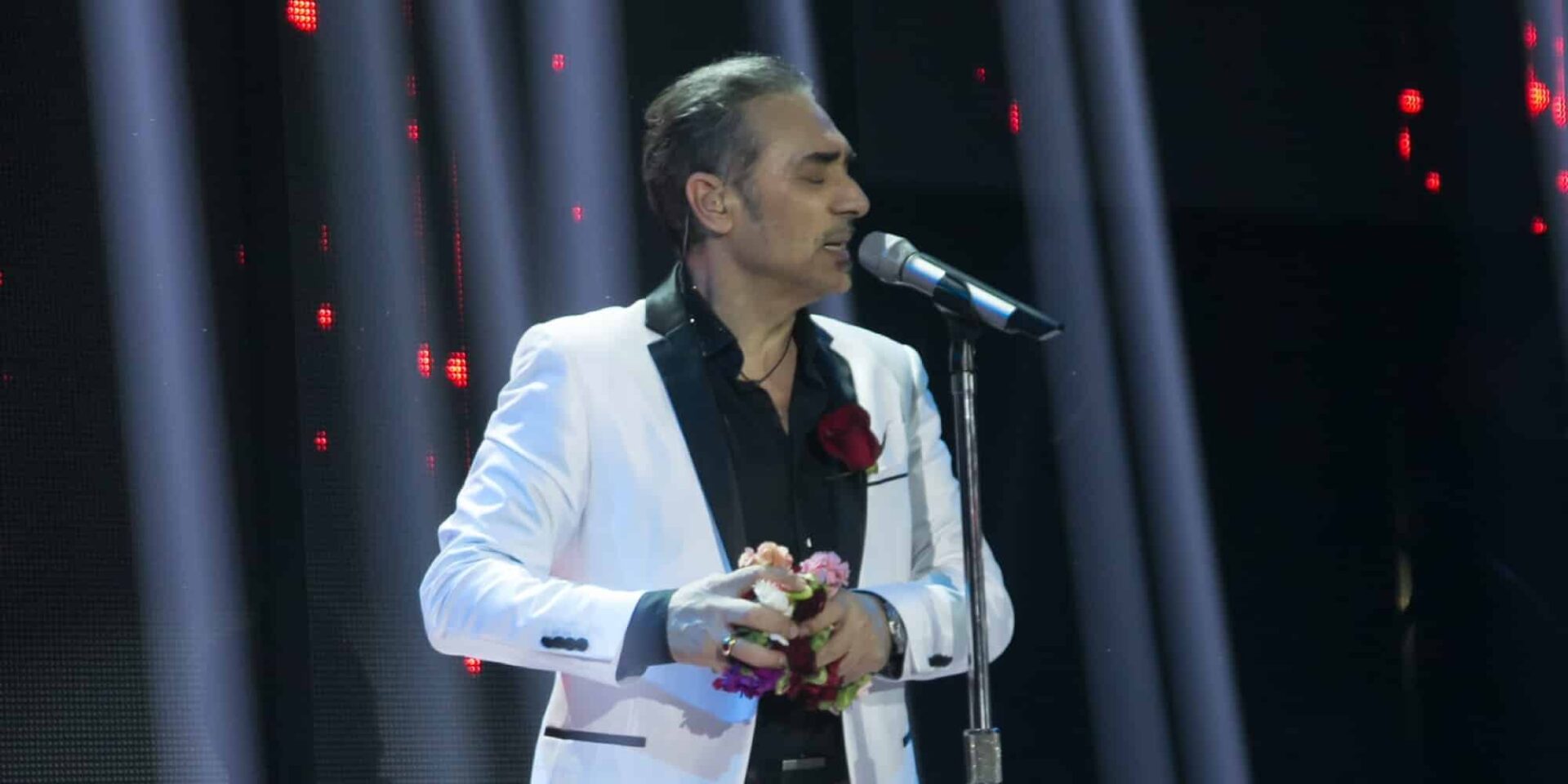 Ο Νότης Σφακιανάκης