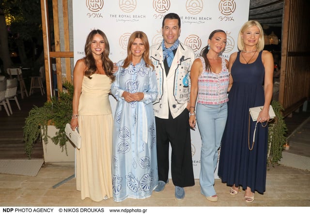 Λαμπερό opening για το «The Royal Beach & Goya Gastrobar» στη Βουλιαγμένη - Όλη η κοσμική Αθήνα στα εγκαίνια (εικόνες)