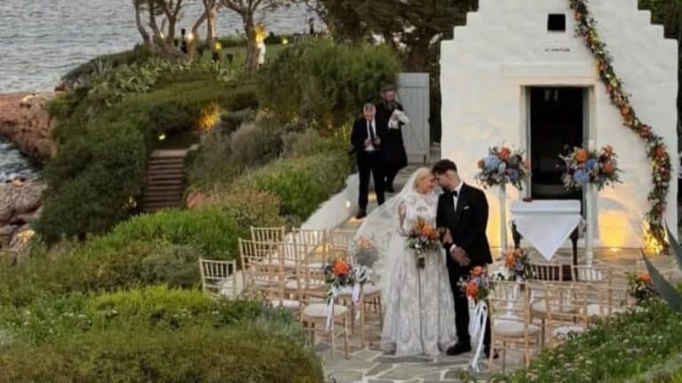 Παντρεύτηκαν ο ράπερ FY και η Αλεξία Κεφαλά – Εικόνες από τον λαμπερό γάμο τους