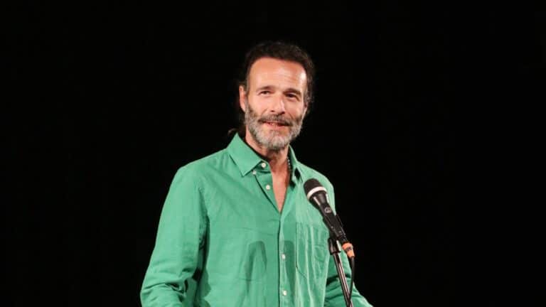 Ο Θανάσης Ευθυμιάδης ανακοίνωσε την επιστροφή του στο θέατρο