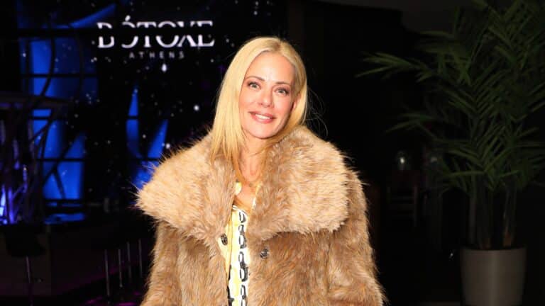 Η Ζέτα Μακρυπούλια έρχεται με το «Rouk Zouk» σε νέα ώρα