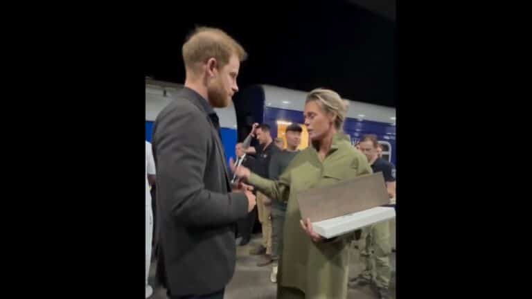 O Πρίγκιπας Χάρι ταξίδεψε στην Ουκρανία: «Είμαι ευτυχισμένος με το ποιος είμαι, η συνείδησή μου είναι καθαρή»