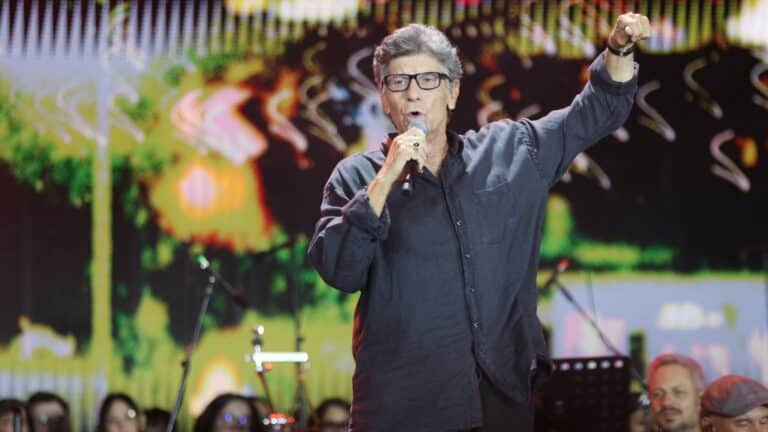 Μπέζος: «Είναι δεδομένο ότι θα υπάρξουν άνθρωποι που θα γκρινιάξουν αλλά έχουμε καλό υλικό στην τηλεόραση»