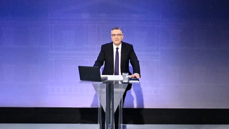 Γιώργος Κουβαράς: «Οι γονείς μου έλεγαν να γίνω τραγουδιστής αλλά εγώ δεν είχα αποφασίσει τίποτα»