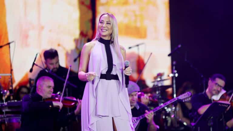 Μελίνα Ασλανίδου: «Έπρεπε να φύγω από το σπίτι για να κυνηγήσω το όνειρό μου»