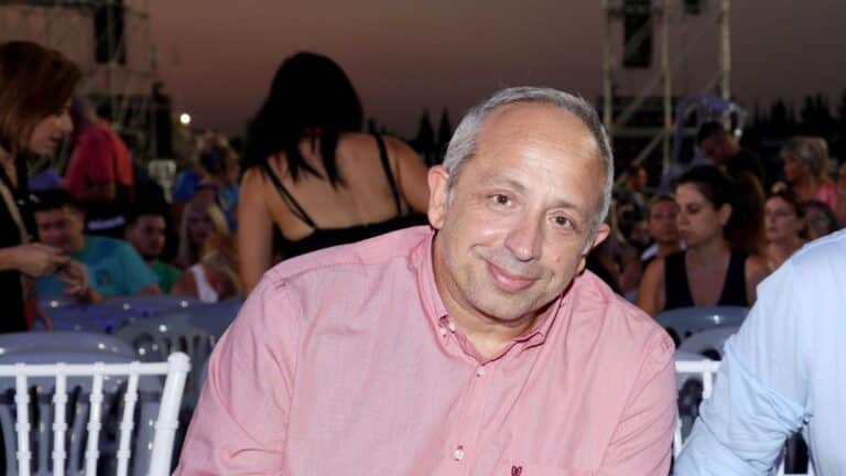 Χρήστος Κούτρας: «Δεν φαντάζομαι ότι υπάρχει παρουσιαστής που δεν βλέπει τα νούμερα τηλεθέασης»