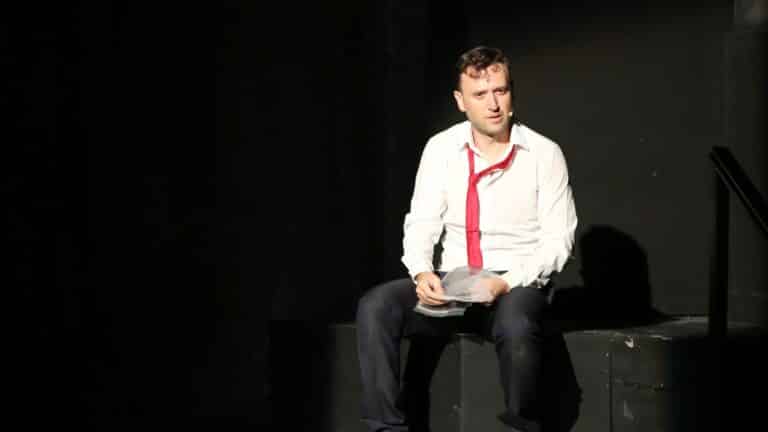 Αργύρης Αγγέλου για reunion «Παρά Πέντε»: «Γυρίσαμε πέντε σκηνές, θα δείτε μια γιορτή που μυρίζει Χριστούγεννα»