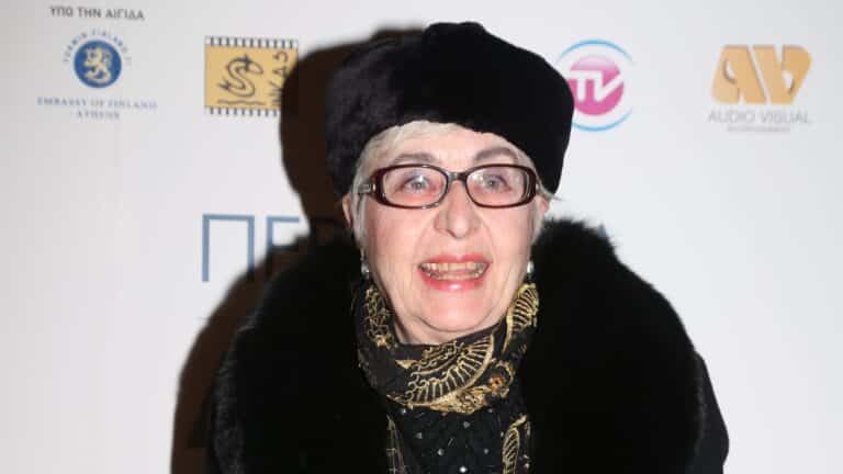 Έφη Παπαθεοδώρου: «Δεν μπορώ πια να το δω το Παρά Πέντε, μου λείπει η Ειρήνη Κουμαριανού»