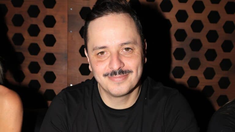 Τσουβέλας: Δεν έχουν μπει οι τελικές υπογραφές για την ανανέωση του «Τότε και τώρα», έχουμε προφορική συμφωνία