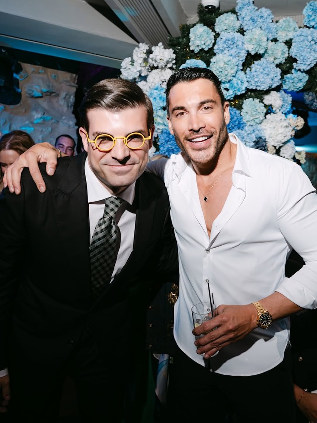 Κανείς δεν έλειπε από το μεγάλο πάρτι του Γιώργου Ασημακόπουλου για την ονομαστική του εορτή - Δείτε φωτογραφίες