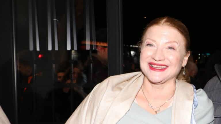 Ελένη Κρίτα: «Μετά τον θάνατο της νύφης μου είμαστε πλέον μαμά και κόρη με την εγγονή μου»