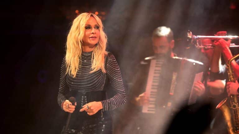 Η Άννα Βίσση κέρδισε βραβείο στα MAD VMA αλλά δεν ήταν εκεί – Το μήνυμά της από τη Νέα Υόρκη