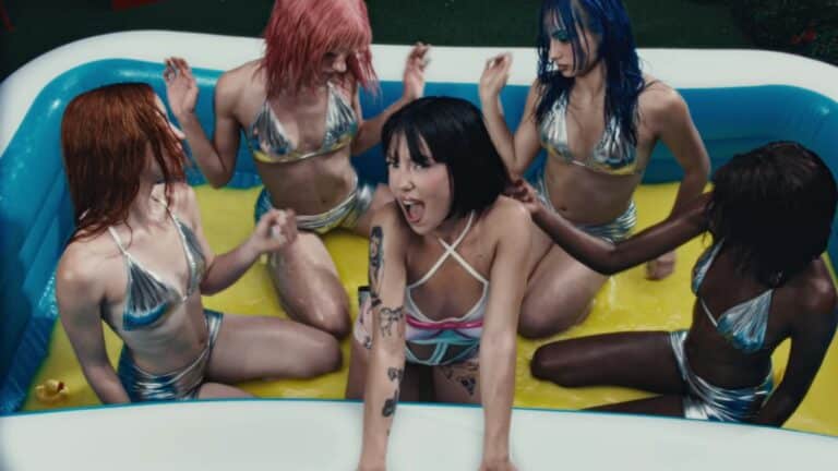 Marseaux: Κυκλοφόρησε το εντυπωσιακό music video για το viral hit «Γρανίτα Λεμόνι»